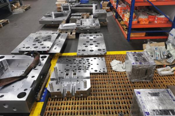 Injection-Molds-Manufacturing