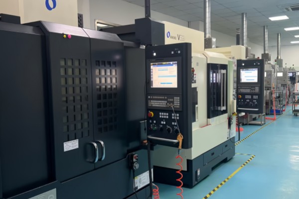 Mold Manufacturing Workshop