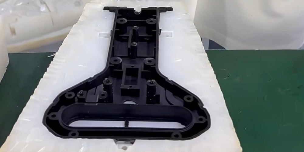 silicone-vacuum-casting-mold-and-parts